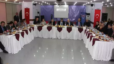 Vali Küçük, Gazetecilerle Yemekte Bir Araya Geldi