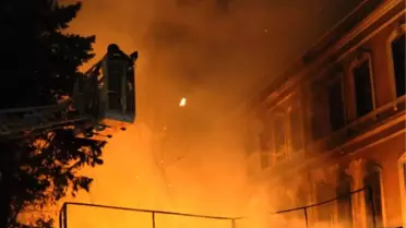 BJK Plaza'da Korkutan Yangın