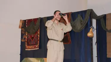 Suşehri'nde 'çanakkale Geçilmez' Adlı Tiyatro Oyunu