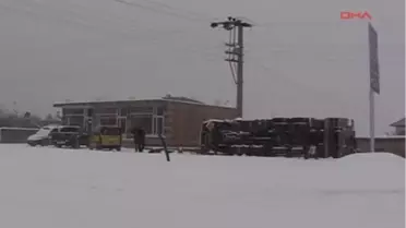 Ahlat'ta Trafik Kazası 1 Ölü, 1 Yaralı