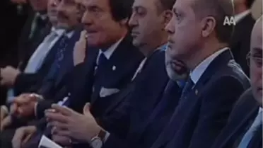 Fezlekeden Kahraman Çıkmaz