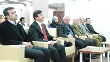 Ahi Eczacılığına İlk Adım Konferansı Verildi
