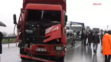 Tem Otoyolu'da Zincirleme Kaza