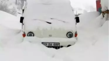 Kar Köy Yollarını Kapattı