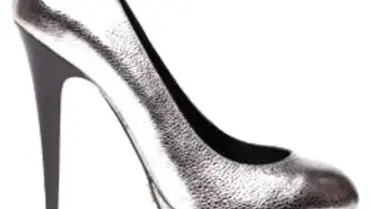 Sevgiliye Bir İnci Gerek