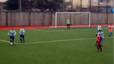 Futbolun Emektarları Kahta'da Ter Döktü
