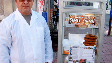 Zeytin İçin Şiir Yazdı