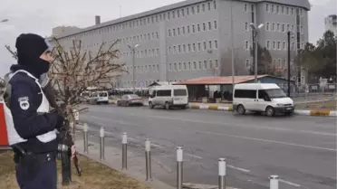 Kck/tm Davasında Sanık Avukatı: Kürtçeyi Yasaklayın, Yargılama Yapmayın