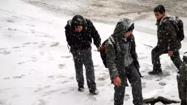 Mardin ve Bingöl'de Okullara Kar Tatili