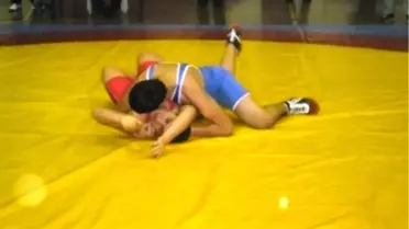 Güreşçiler Balıkesir'de 2 Kupa 14 Madalya Aldı
