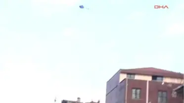 Taksim'de Araçları Taşlayan Gruba Polis Müdahalesi 3