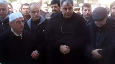 Hamdi Alkan'ın Babası Toprağa Verildi