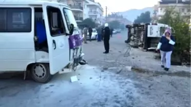 Öğretmen ve Öğrenci Servisi Çarpıştı