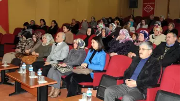 Çorum Belediyesi'nin 'Aile Eğitim Programları' Sürüyor
