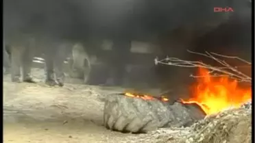 Çamurdan Bıkan Köylüler Yolu Kapattı