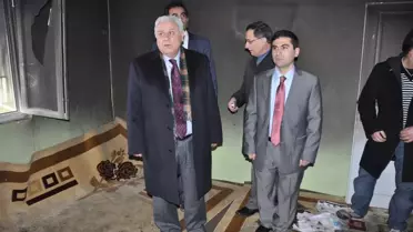 Evi Yanan Aileye Siirt Valisi Musa Çolak Sahip Çıktı