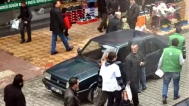 Polis Çaldı, Vatandaş İzledi
