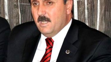 BBP'li Destici, Mum Işığında Gündemi Değerlendirdi