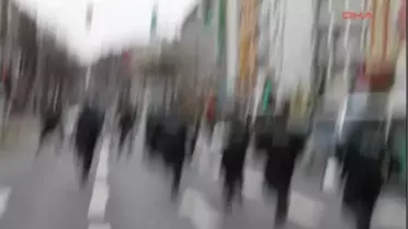 Yenidenneonazi Gösterisi Kenti Karıştırdı