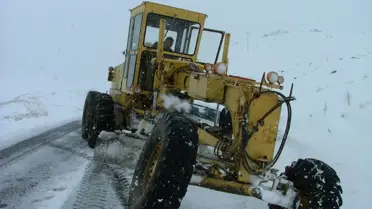 Karla Mücadele Ekipleri İş Başında