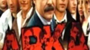 Arka Sıradakiler Dizisi 12. Bölüm Fragmanı