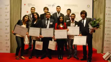 10 Genç Sosyal Girişimciye Ödül