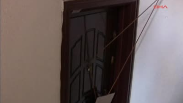 Diyarbakırekcinnet Getiren Öğretmen, Eşi ve 3 Çocuğunu Öldürüp İntihara Kalkıştı Diyarbakır'da...