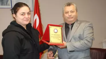 Hastaneden Esnaf Kooperatifi Başkanı Kubaliç'e Plaket