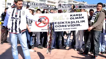 Beşiktaşlı Taraftarlardan Başkanlarına İstifa Çağrısı