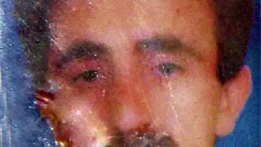 Evinin Garajında Kendini Astı