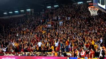 Türkiye Kadınlar Basketbol Ligi'nde Derbi Fenerbahçe'nin