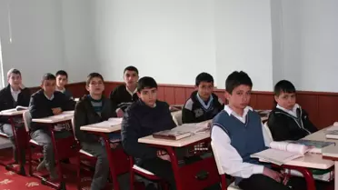 Diva-Sen'den Öğrencilere Lcd Tv ve Giysi Yardımı