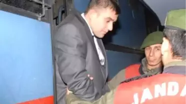Düğünde Tek Kurşunla 2 Kişiyi Öldürdü