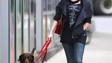 Köpeğini Kimseye Emanet Etmiyor