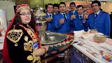 Uşak Valiliği Emıtt Fuarında Stant Açtı