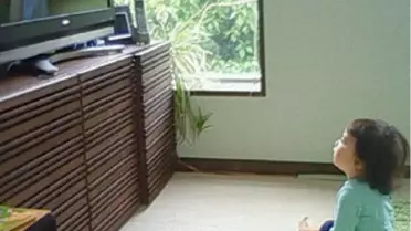Üzerine Televizyon Düşen Çocuk Ağır Yaralandı