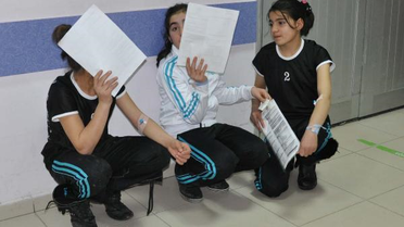 Buzlanma Nedeniyle 2 Kaza: 19 Yaralı