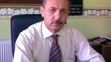 Okul Müdürü Evinde İntihar Etti