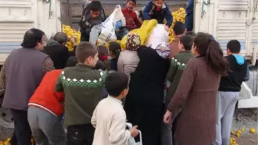 Şanlıurfa'da Bedava Limon İzdihamı