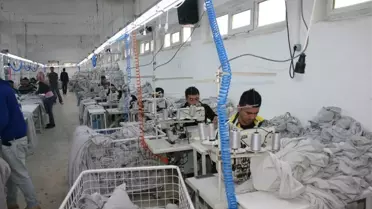 Siirt Belediye Başkanı Sadak, Yeni Açılan Tekstil Fabrikasını Ziyaret Etti
