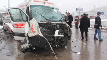 Karabük'te Trafik Kazaları: 14 Yaralı