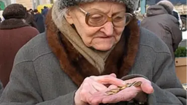 Komşuda Emekli Maaşları Azaltılacak