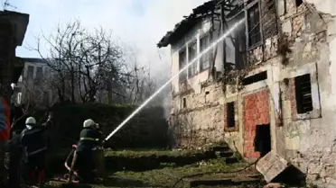 Bakan Şahın'in Restore Ettirdiği Ahşap Evde Yangın