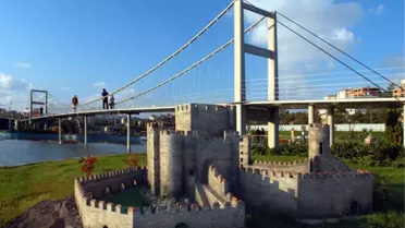 Türkiye'nin Vitrini 'Miniaturk' Ziyaretçilerini Bekliyor