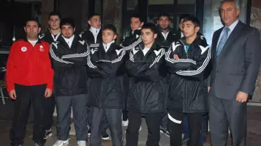 Gençlikspor Başarıda Başarıya Koşuyor