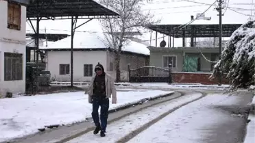 Sarıgöl'de Eğitime Kar Engeli