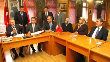 Erdemoğlu Ailesinden Eğitime Büyük Destek