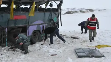 Jandarmanın Kaza Yerinde Bulduğu Kopmuş Kulak Yerine Dikildi