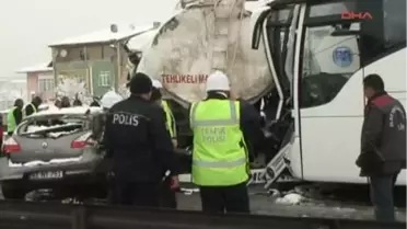 TEM Kocaeli Geçişinde Zincirleme Kaza: 1 Ölü, 36 Yaralı