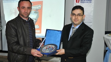 Akçakoca'nın Vergi Rekortmenleri Ödüllendirildi